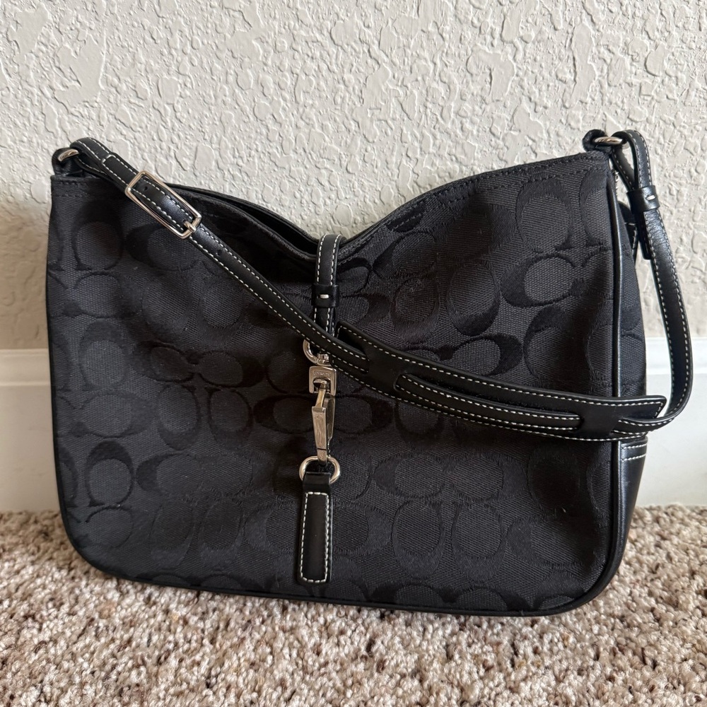 Coach Black Signature Shoulder Bag - Vintage 6091 Hampton foldover